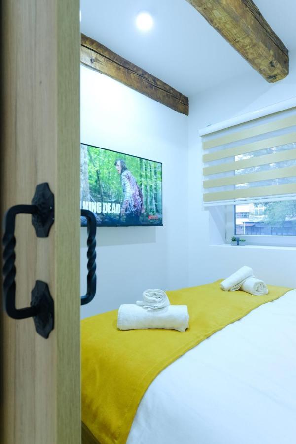 Apartment Seasons With Free Parking Sarajevo