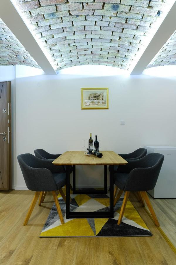 Seasons With Free Parking Apartment Sarajevo